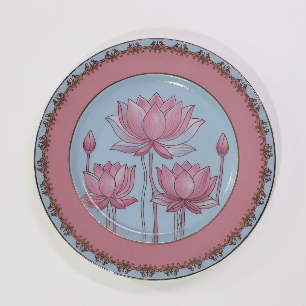Dinnerware sets